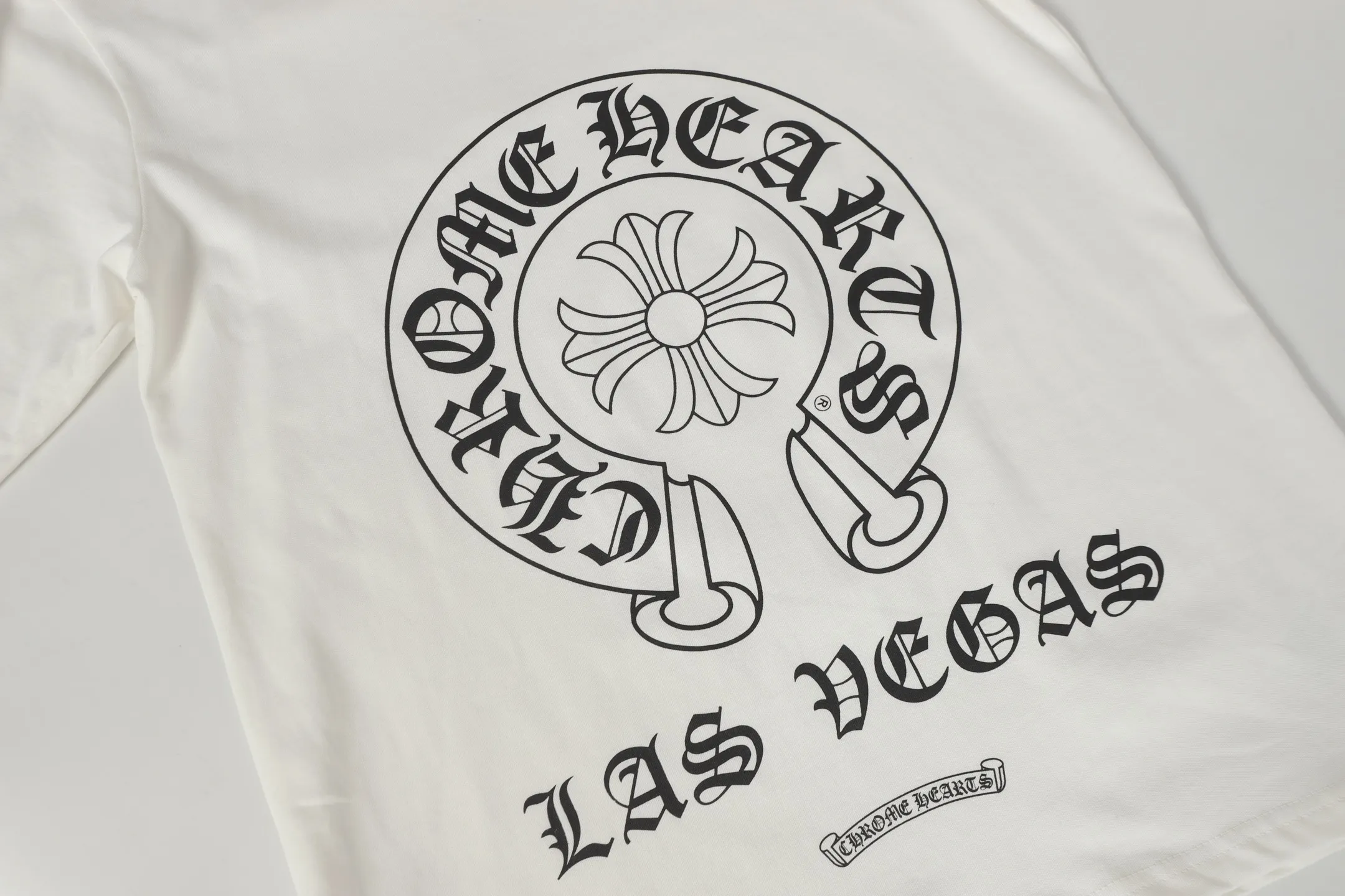 P150 2125 style -Chrome Hearts/Chrome Hearts Hong Kong limited Sanskrit letter printed long-sleeved T-shirt -High weight, high density and high quality. The wool is soft, delicate and skin-friendly. It feels soft and silky. It has excellent warmth and skin-friendly properties.